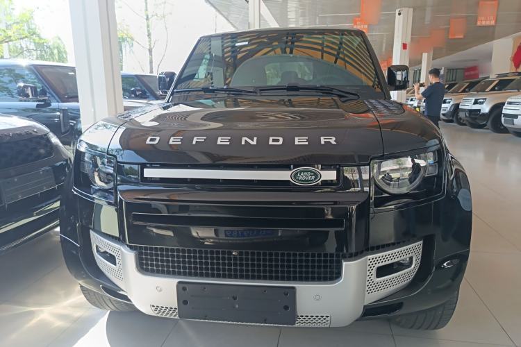 Used Land Rover Defender 2024 110 3.0T P400 X-DYNAMIC HSE Front