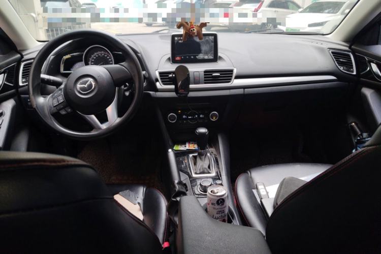 Used Mazda Mazda 3 Axela 2016 Sedan 1.5L Automatic Luxury Model