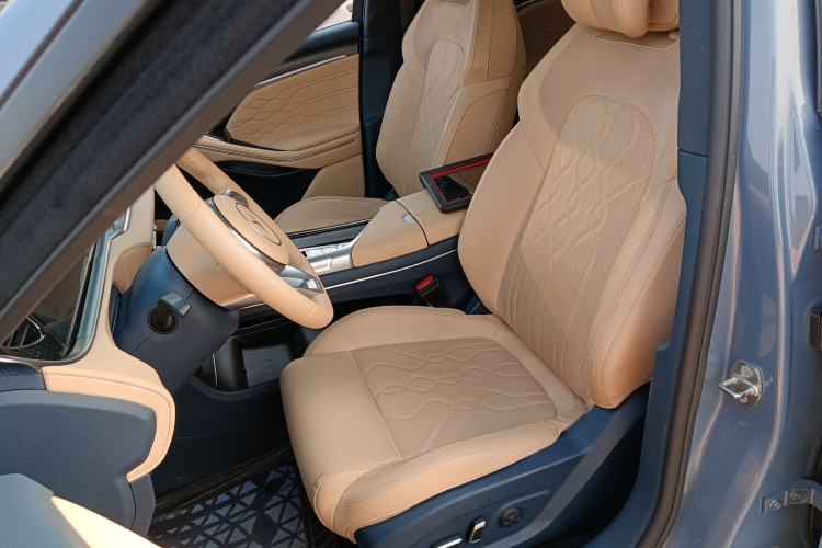 Used VOYAH FREE 2021 Four-Wheel Drive Standard Range-Extended Exclusive Luxury Package