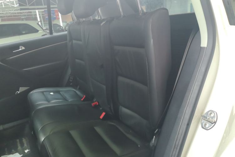 Used Volkswagen Tiguan L 2017 300TSI Automatic Two-Wheel Drive Silk Road Comfort Edition