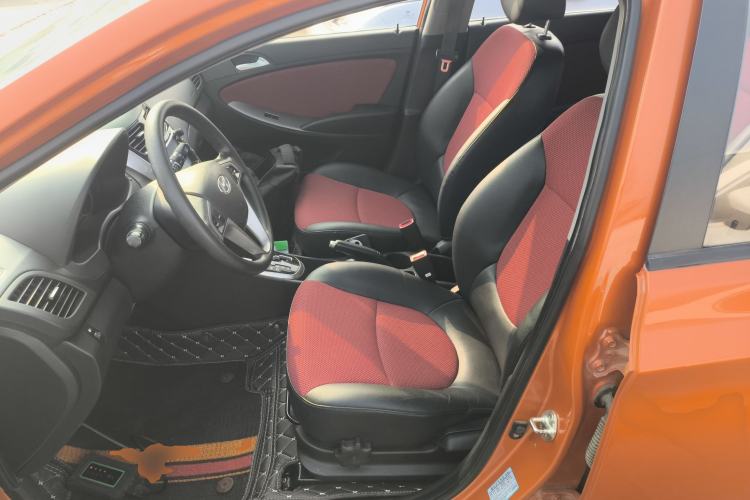 Used Hyundai Verna Ray 2014 1.6L Automatic TOP