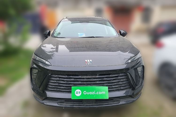 Used Buick Envision 2025 Encore Plus 28T Two-Wheel-Drive Platinum Edition