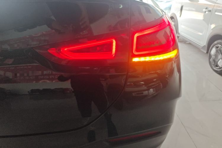 Used Mercedes-Benz GLE New Energy 2021 GLE 350 e 4MATIC Coupe SUV Right Rear Taillight