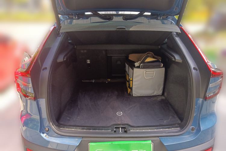 Used Volvo C40 2024 Long-Range Version