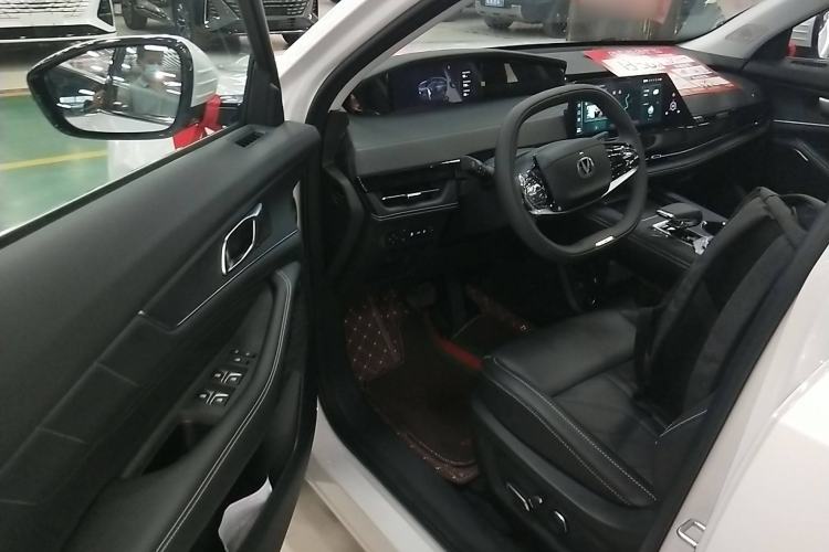 Used Changan UNI-K iDD 2024 Chuzhi iDD 1.5T 135km Smart & Fun Model