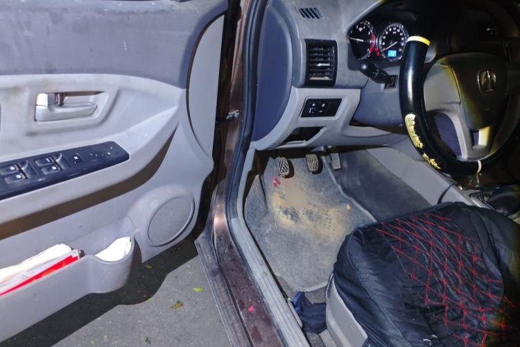 Used BAIC Weiwang M20 2014 1.5L Basic Version BJ415B
