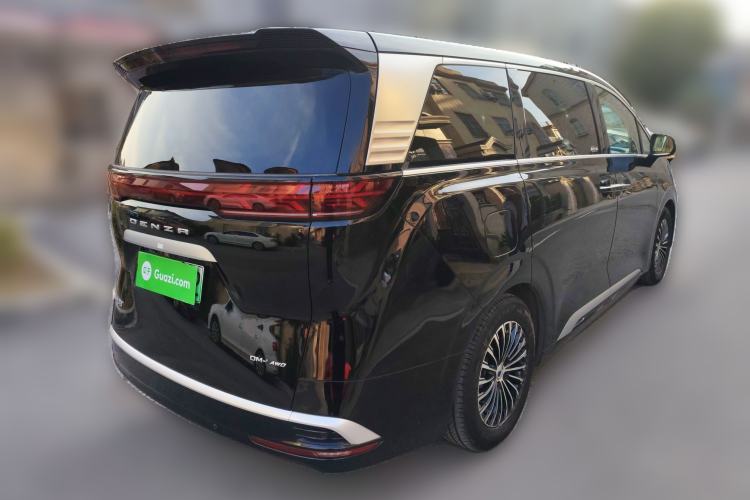 Used Denza D9 2024 DM-i 980 Four-Wheel Drive Prestige Model
