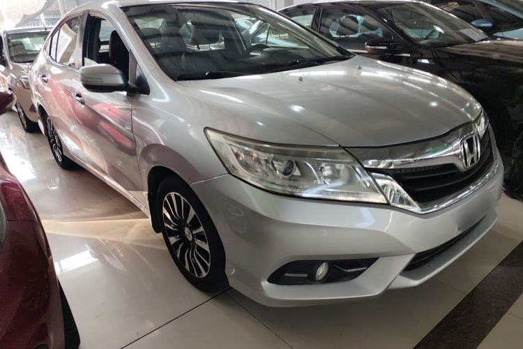 Used Honda Crider 2015 1.8L automatic luxury edition