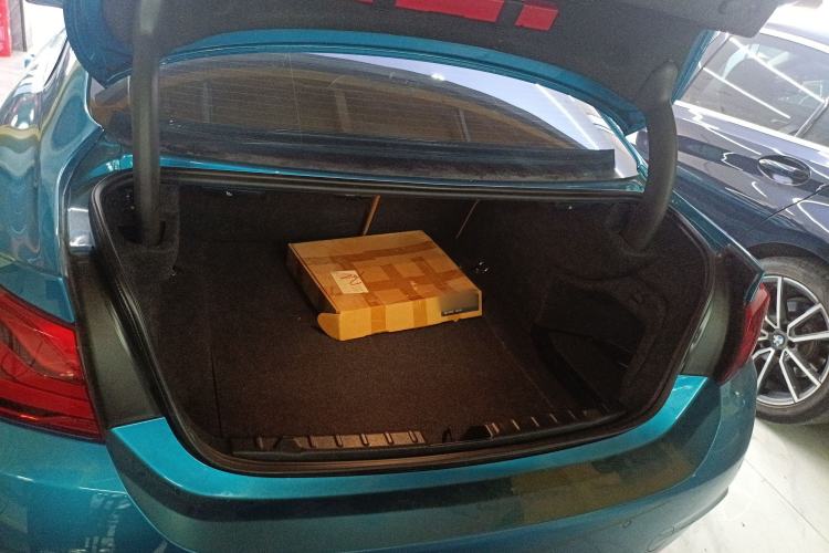 Used BMW 4 Series 2017 425i M Sport Package Trunk