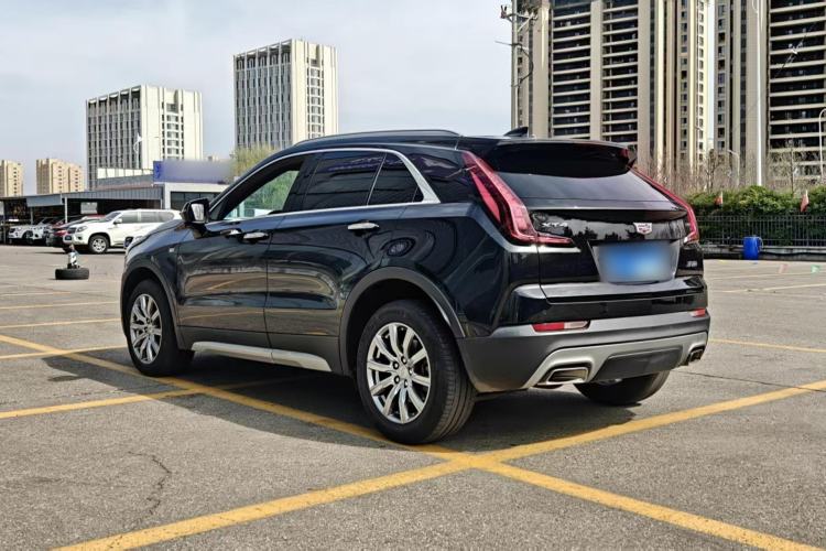 Used Cadillac XT4 2021 28T Two-Wheel Drive Leading Version
