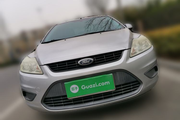 Used Ford Focus 2011 Sedan 1.8L Manual Classic Model
