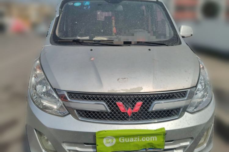 Used Wuling Rongguang V 2016 1.5L Standard Version
