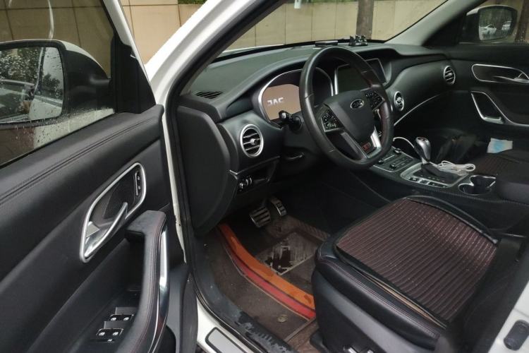 Used JAC Group Refine S7 2017 2.0T Automatic Luxury Model
