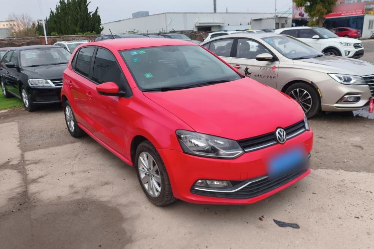 Used Volkswagen Polo 2014 1.4L Automatic Comfort Edition Front Right 45 Deg