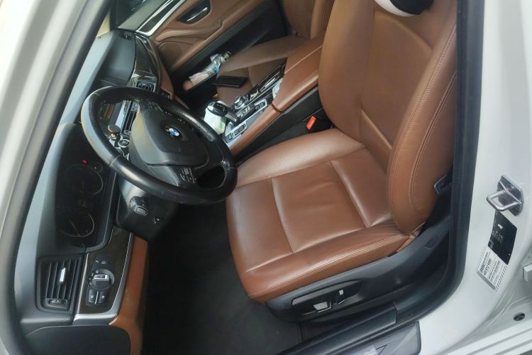 Used BMW 5 Series 2017 525Li Leading Model