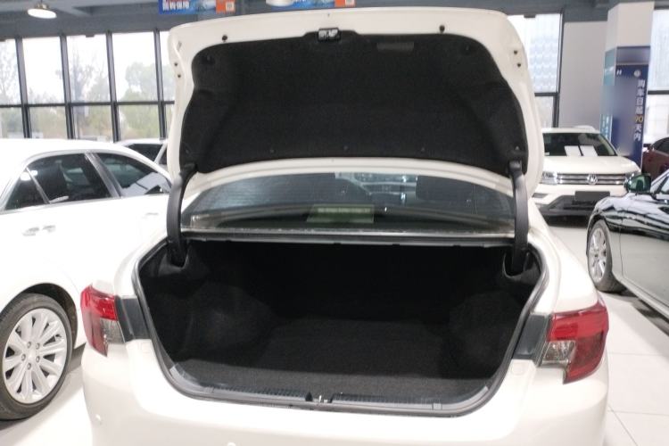 Used Toyota Reiz 2013 2.5V Shangrui Edition Trunk