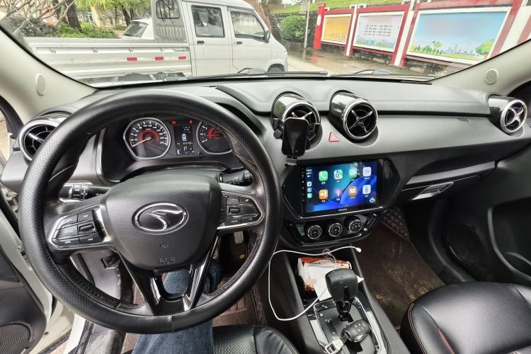 Used Soueast DX3 2016 1.5T CVT Flagship Model Center Console