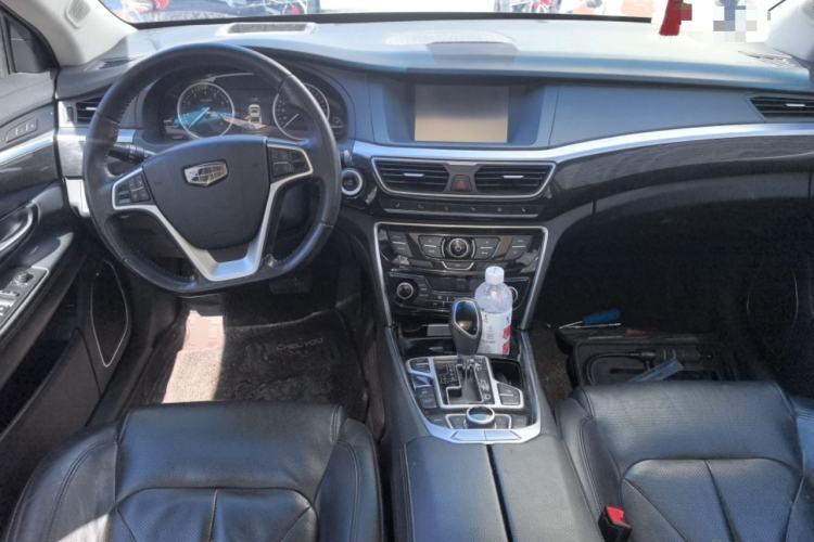 Used Geely Auto Emgrand GT 2015 1.8T Flagship Model Center Console