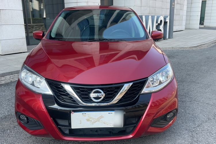 Used Nissan Tiida 2016 1.6L CVT Cool Dynamic Edition Exterior 5