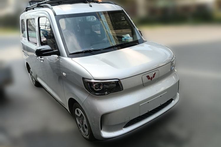 Used Wuling Zhiguang New Energy 2025 Model 305km Ambitious Edition