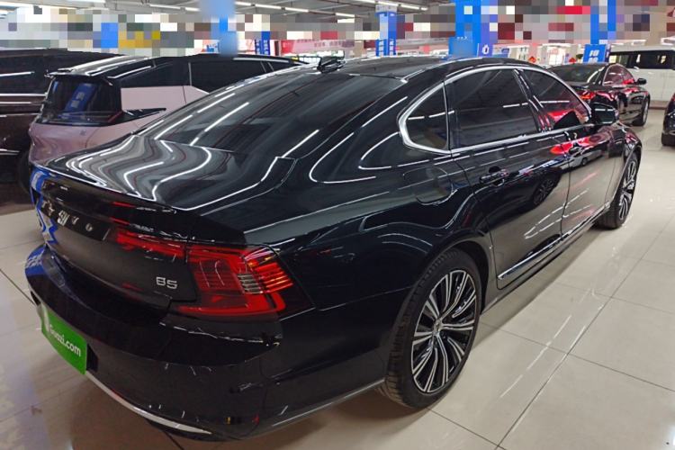 Used Volvo S90 2024 B5 Zhiyuan Luxury Edition