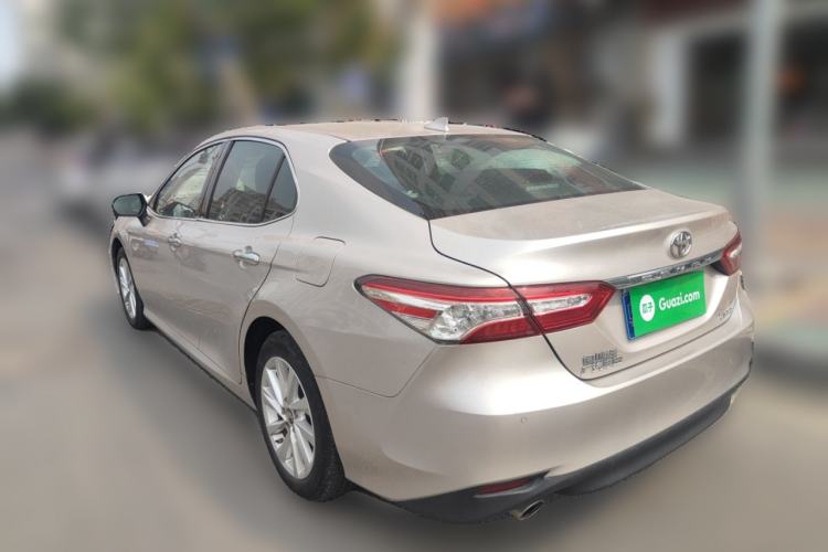 Used Toyota Camry 2021 2.0G Luxury Edition
