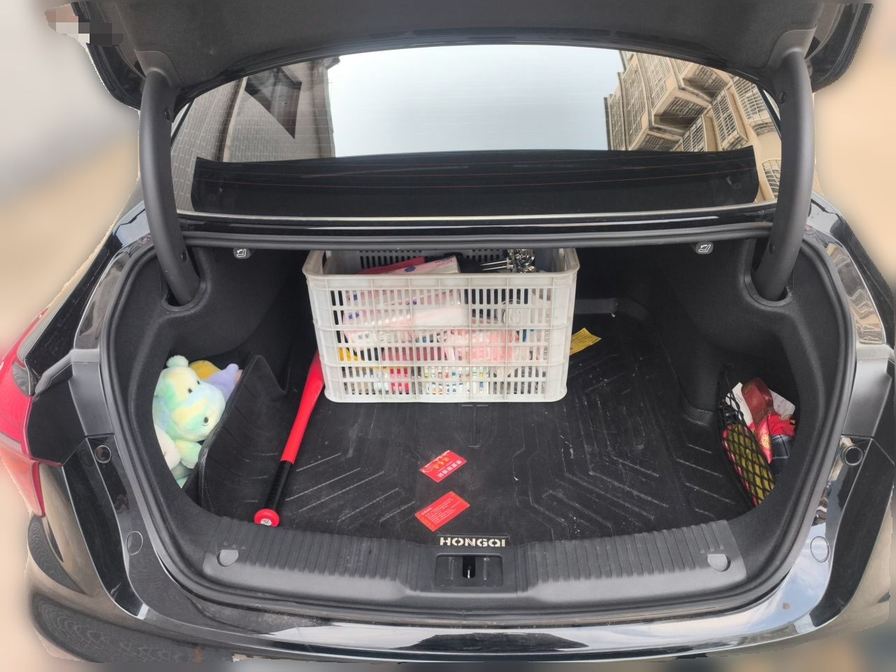Hongqi H5 2024 2.0T Automatic Smart Connect Flagship Edition - Chinese Trim Chang — снимка 19