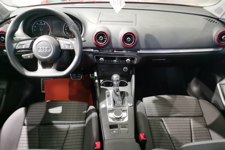 Used Audi A3 2020 Limousine 35 TFSI Sporty Version China VI Center Console