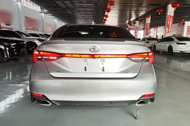 Used Toyota Avalon 2019 2.0L XLE Premium Edition China VI