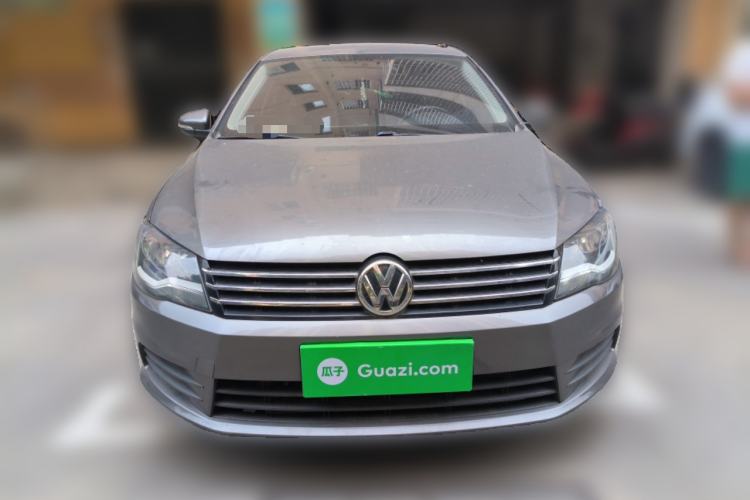 Used Volkswagen Bora 2013 1.6L Manual Fashion Edition Front