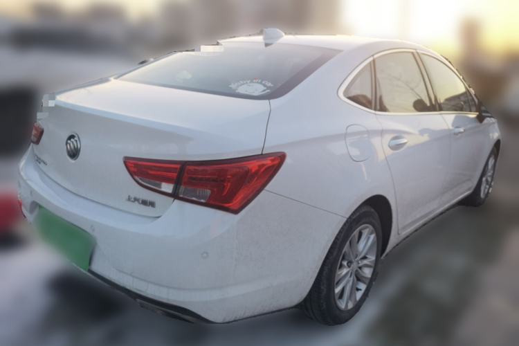 Used Buick Verano 2018 Sedan 20T Dual-Clutch Luxury Model