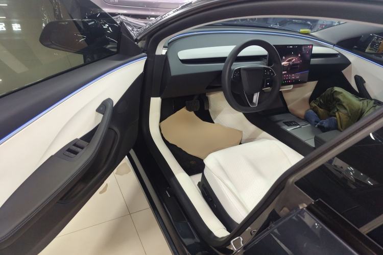 Used Tesla Model 3 2023 Long-Range All-Wheel-Drive Version