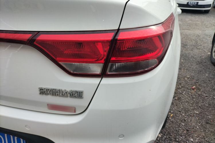 Used Kia K2 2017 Sedan 1.4L Manual Transmission 15th Anniversary Special Edition GLS
