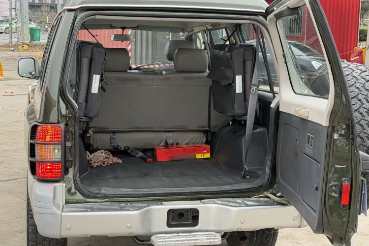 Used Leopaard Heijingang 2013 2.2L Manual Two-Wheel Drive Standard Version