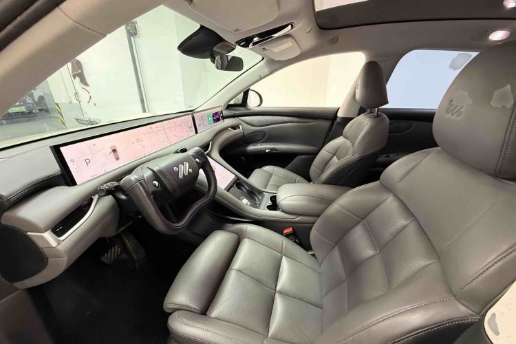 Used IM LS6 2023 Max Standard Edition
