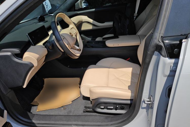 Used Nio ET5 2022 100 kWh Left Front Seat