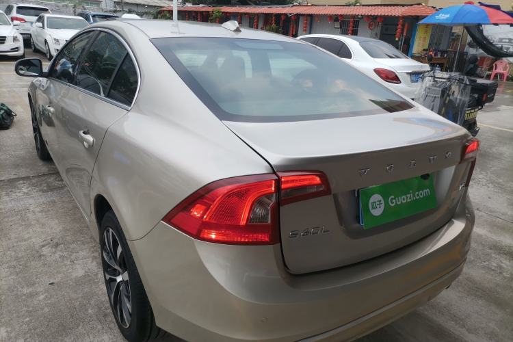 Used Volvo S60 2019 S60L Facelift T5 Intelligent Advanced Edition
