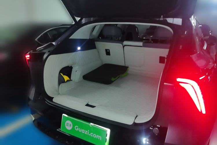 Used HiPhi Y 2023 560 km Pioneer Edition Trunk