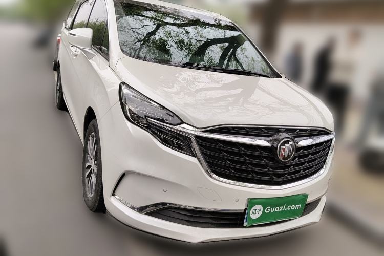 Used Buick GL8 2021 ES Land Cruiser 653T Luxury Edition Front Right 45 Deg