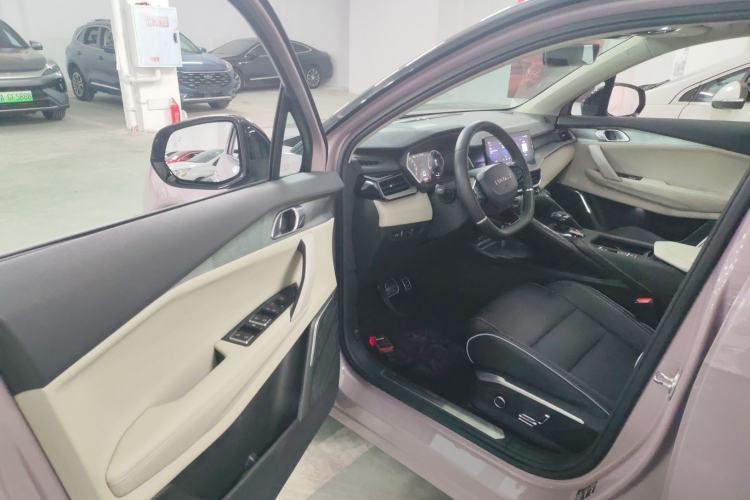 Used Lynk & Co 06 2021 1.5T Shero Pink Special Edition
