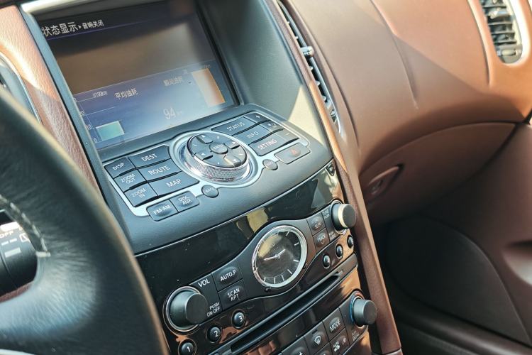 Used Infiniti QX50 2015 2.5L Enjoyment Edition