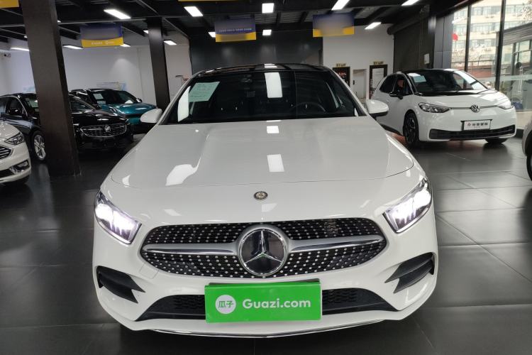 Used Mercedes-Benz A-Class 2022 Revised Version A 200 L Sport Sedan Fashionable Style