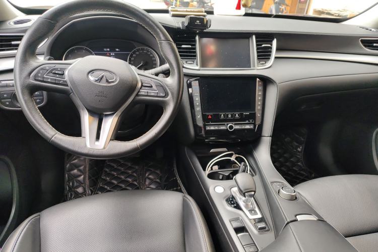 Used Infiniti QX50 2018 2.0T Two-Wheel Drive Fashion Edition