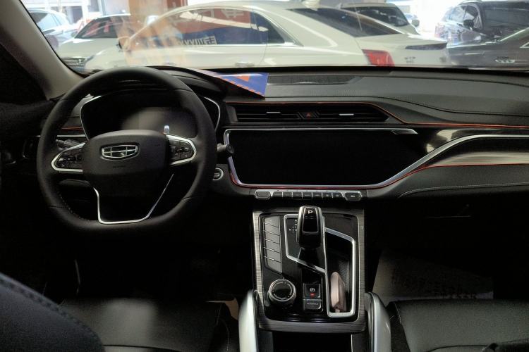 Used Geely Auto Emgrand X7 Sport 2020 1.8TD DCT Smart Connect PRO Center Console