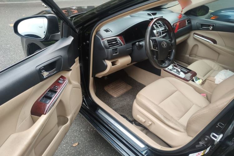 Used Toyota Camry 2012 2.5G Luxury Navigation Edition