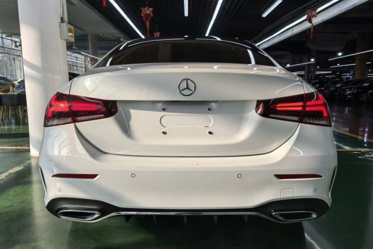 Used Mercedes-Benz A-Class 2020 Restyled A 200 L Sport Sedan Fashion Version
