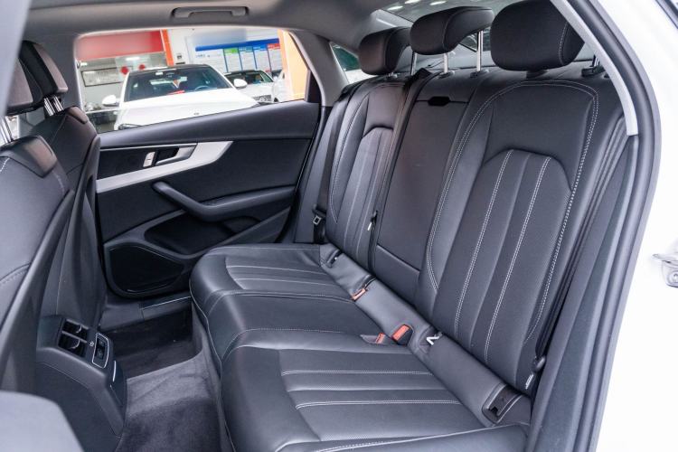 Used Audi A4L 2024 40 TFSI Fashion Dynamic Model Interior 7