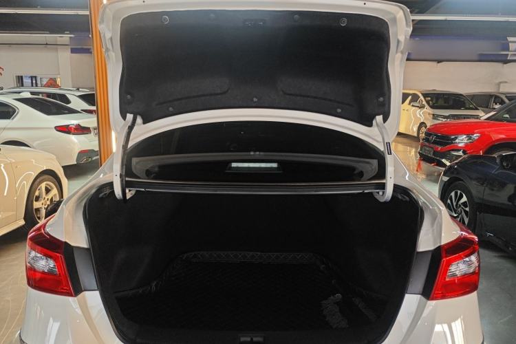 Used Nissan Sylphy 2024 Revised Version 2 Classic 1.6XL CVT Luxury Edition