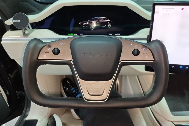 Used Tesla Model S 2023 Dual-Motor All-Wheel-Drive Version Steering Wheel