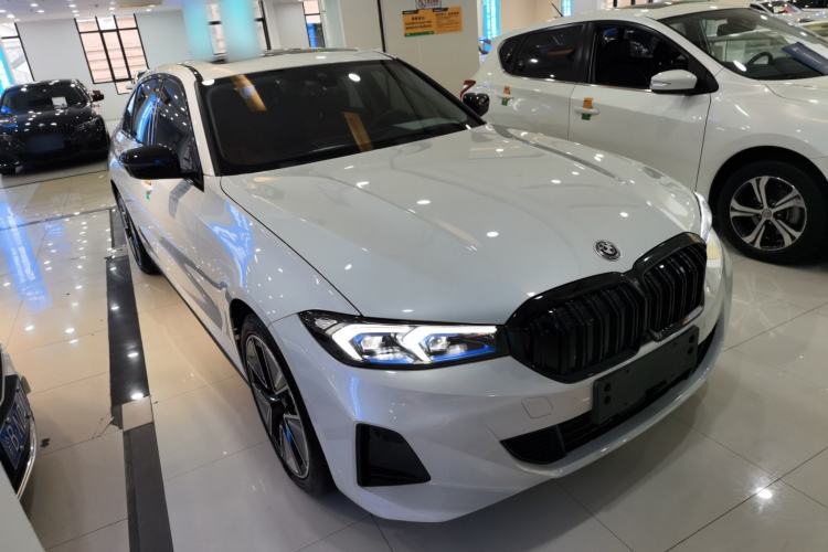 Used BMW i3 2024 eDrive 40 L Midnight Sports Package
